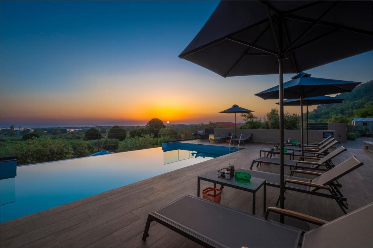 Anmian Suites Vourvourou Exterior foto